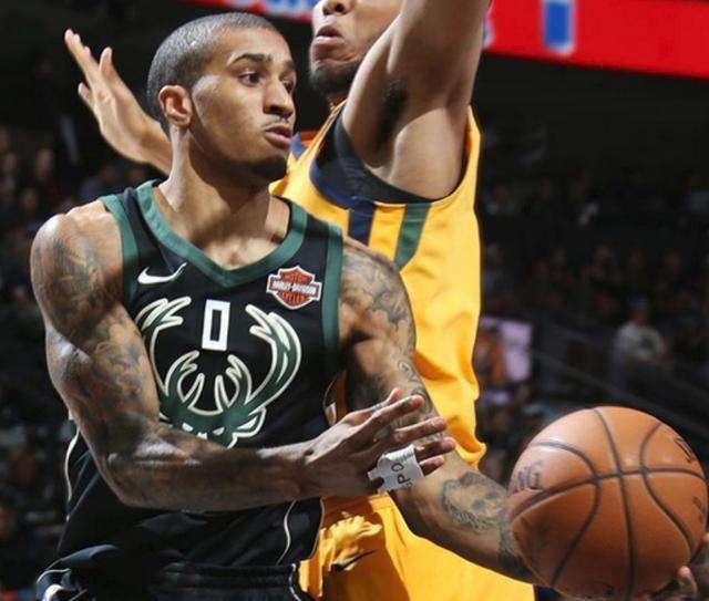 侧边锋的前 侧边锋的前